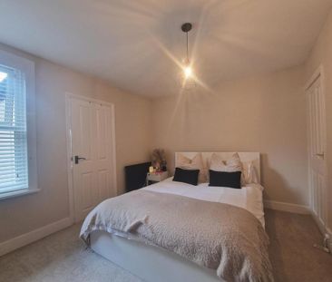 2 bedroom house to rent - Photo 1