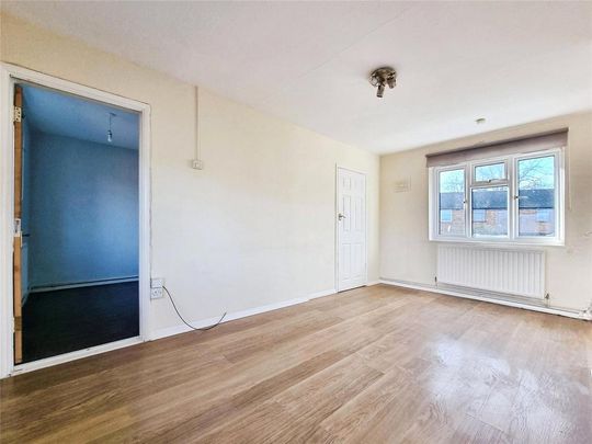 2 bedroom maisonette to rent - Photo 1