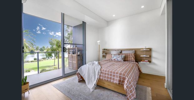 Stunning Location With Lakeside Views - Photo 1