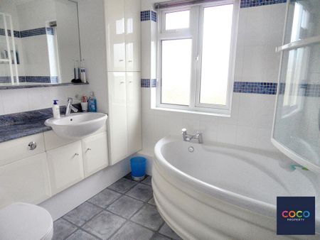 3 bedroom semi-detached house to rent - Photo 5