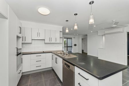 2 Pincer Court, Bushland Beach - Photo 2
