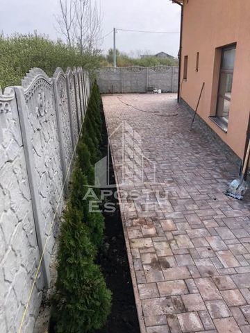 Jumatate de duplex de inchiriat, curte proprie, Ghiroda - Photo 5