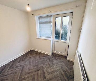 Headley Close, St. Helens - Photo 6