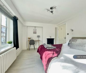 2 bedroom detached house to rent - Photo 4