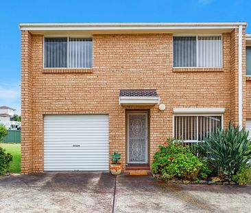 Neat and Tidy 3 Bedroom Townhouse - Photo 1