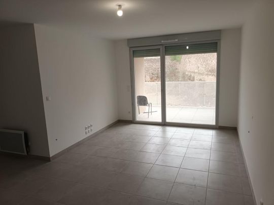 Location Appartement 3 pièces 66m² AGDE 34300 - Photo 1