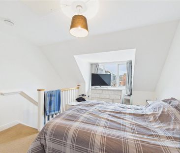 3 bedroom terraced house to rent - Photo 3