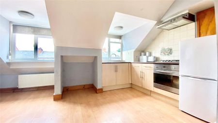 Studio to rent - Photo 5