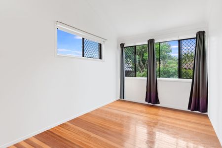 9 Nangara Street, Shailer Park QLD 4128 - House For Rent | Domain - Photo 5