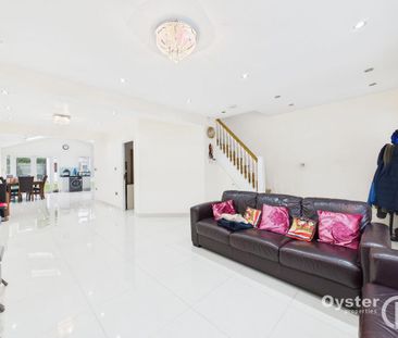 5 bedroom semi-detached house to rent - Photo 3