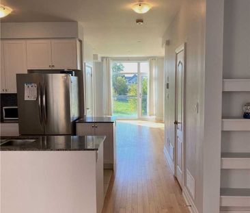 For Lease - 8 Mcclarys Way, Markham, Ontario - Photo 2