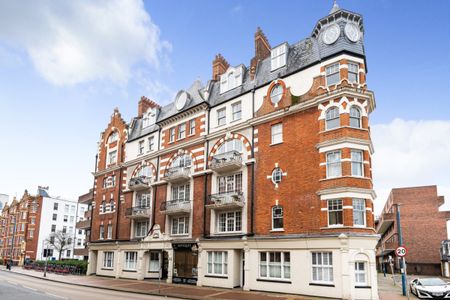 Lower Richmond Road, Putney, London, SW15 - Photo 3