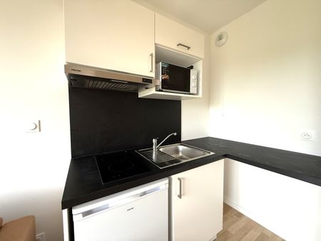 Location Appartement 1 pièce 20m² MAROMME 76150 - Photo 4