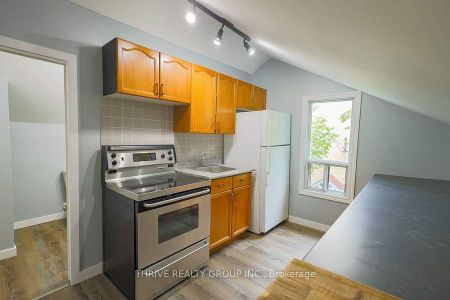 For Lease - 211 Clarence Street Unit# Upper, London East, Ontario - Photo 4