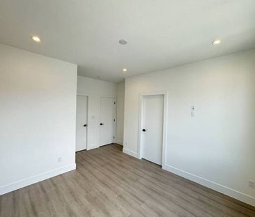 NEW Clayton 2 BED 3 BATH TOWNOHOUSE WITH AC - Photo 1