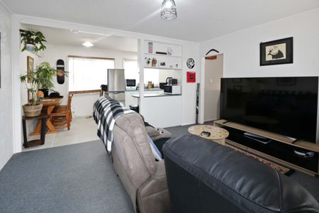 Waiwhetu Living - Photo 2