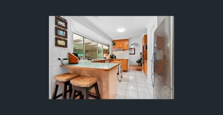 Family Home on Large Block in Heart of Beerwah - Photo 5