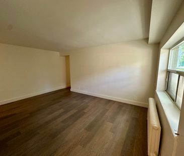 For Lease - 8 Wingreen Court Unit# 3, Toronto, Ontario - Photo 1