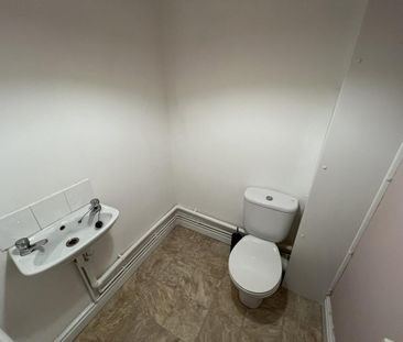 2 bedroom house to rent - Photo 1