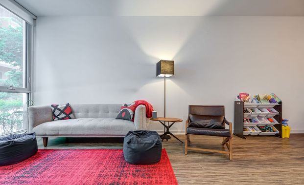 For Lease - 36 Bruyeres Mews Unit# TH06, Toronto, Ontario - Photo 1