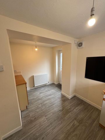 1 bedroom terraced house to rent - Photo 3
