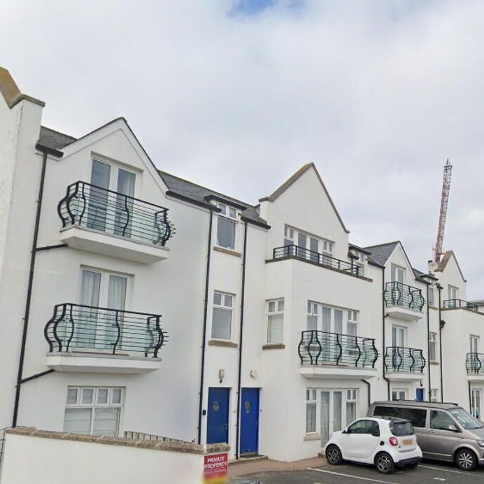 Apartment 7 HOLIDAY Sandune Court, Portrush, BT56 8AF - Photo 1