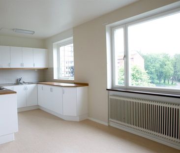 Alvestagatan 32 a - Photo 1