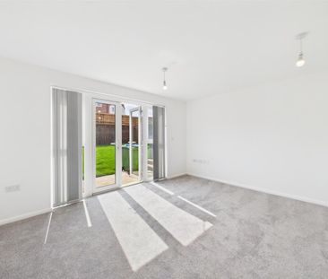 2 BED House To rent - Photo 1