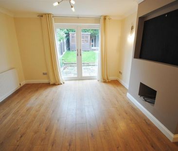 2 bedroom semi-detached house to rent - Photo 2