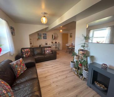 2 bedroom apartment to rent - Photo 3