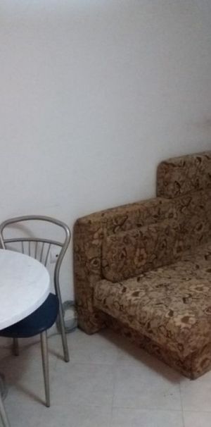 Garsoniera in zona Spitalului Judetean - Fotografie 1