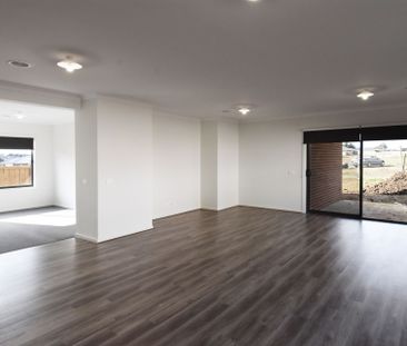 16 Meribel Street, Winter Valley - Photo 1