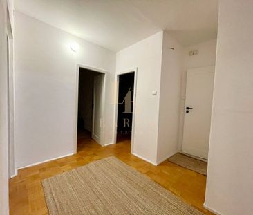 Blisko metra | 3 osobne pokoi | Duży balkon - Photo 2