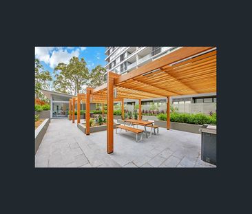 Stunning One Bedroom Apartment with Large Study Area For Lease - Photo 5