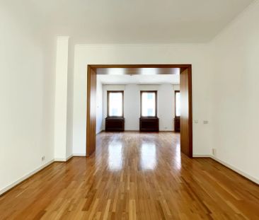 GROßZÜGIGE 2-ZIMMER WOHNUNG IN KREFELDER INNENSTADT ZU MIETEN! - Photo 3