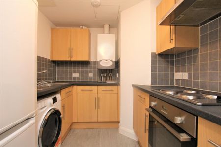 1 bedroom flat to rent - Photo 2