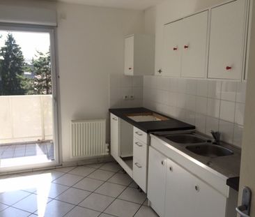 Location Appartement 3 pièces 62m² VILLEURBANNE 69100 - Photo 2