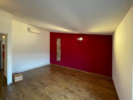 Location Appartement 2 pièces 59m² ST MAXIMIN LA STE BAUME 83470 - Photo 2