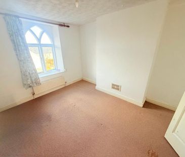2 bedroom maisonette to rent - Photo 3