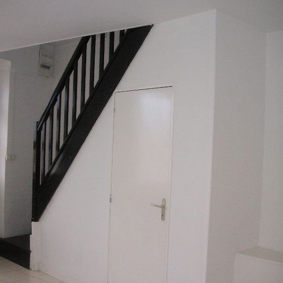 A louer maison type F3 - centre ville Carentan (50500) - Photo 1