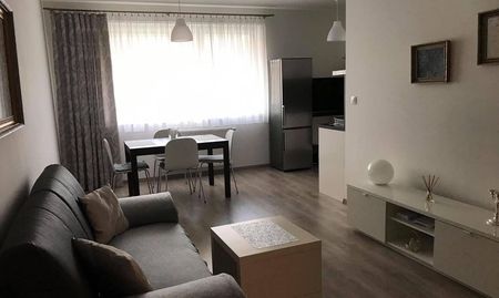 Na prenájom zariadený 1 izbový byt novostav Nevädzova Trnava. - Fotografia 5