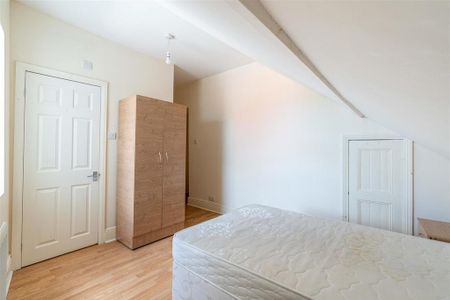 5 bedroom maisonette to rent - Photo 4