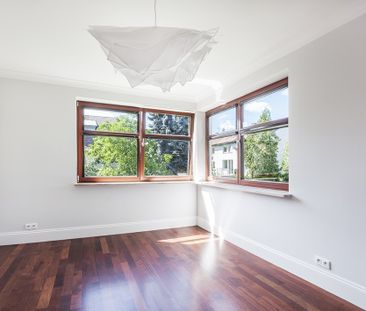 Klimatyczny dom z ogrodem na Sadybie - Photo 3