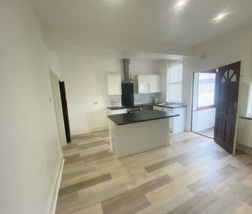 Auckland Road, Mexborough - Photo 2