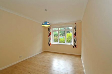 3 Bed Flat, Grange Road, W5 - Photo 3