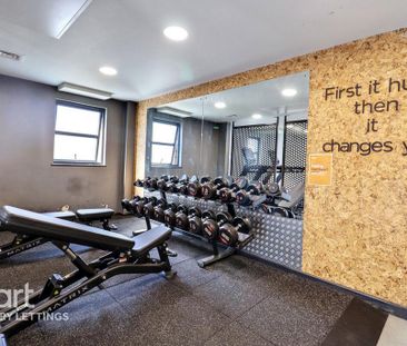 1 bedroom coach house to rent - Photo 5