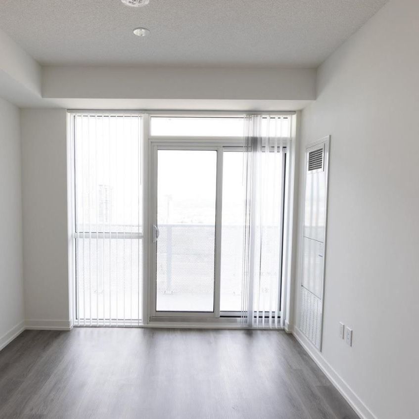 For Lease - 28 Interchange Way Unit# 2707, Vaughan, Ontario - Photo 1