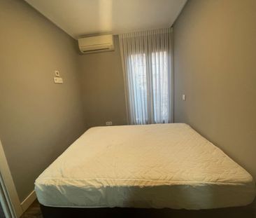 Piso de alquiler en Paseo de las Acacias, Acacias - Photo 4