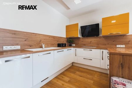 Pronájem bytu 3+kk 75 m² - Photo 2
