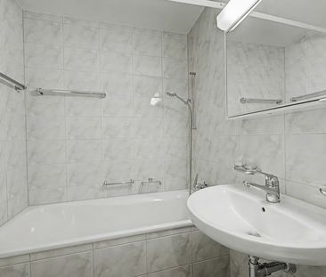 2.5 Zimmer, 1. Stock - Photo 5